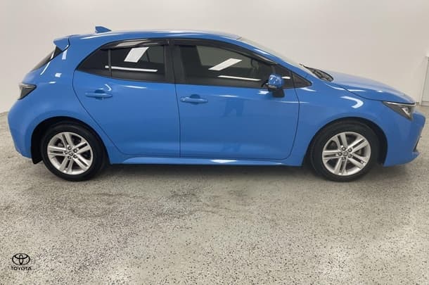 2021 Toyota Corolla SX in Blue