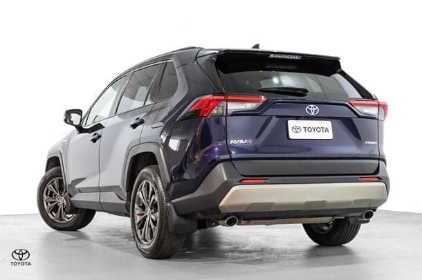 2022 Toyota RAV4 GXL-2WD in Blue