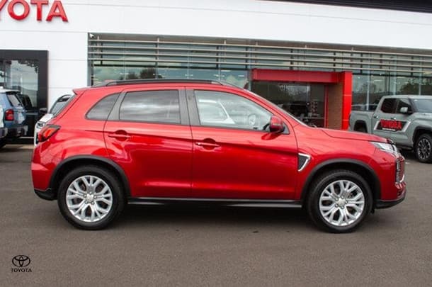 2021 Mitsubishi ASX ES Plus in Red