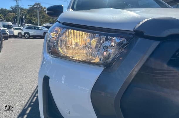 2022 Toyota Hilux SR in White