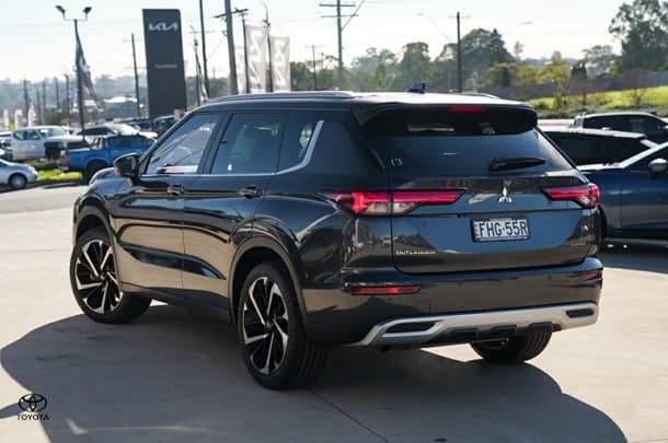 2024 Mitsubishi Outlander Aspire in Other