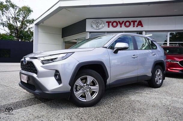 2024 Toyota RAV4 GX in Silver