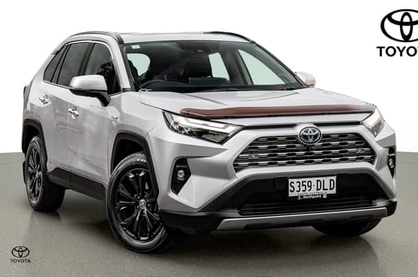 2022 Toyota RAV4 Cruiser-AWD in Silver