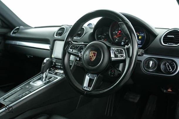 2018 Porsche 718 Cayman in White
