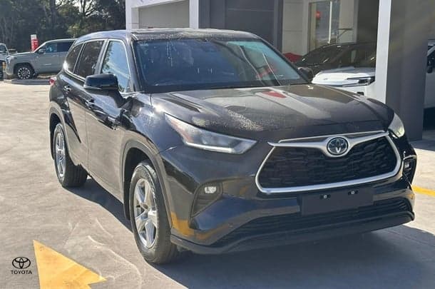 2024 Toyota Kluger GX AWD in Black