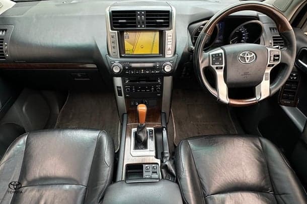 2010 Toyota Landcruiser Prado Kakadu in Silver