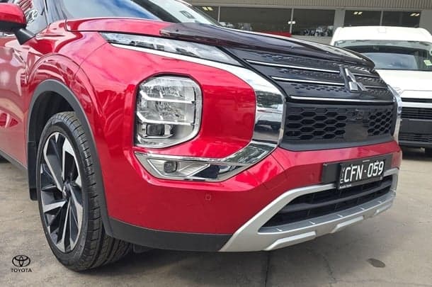 2023 Mitsubishi Outlander Aspire in Other