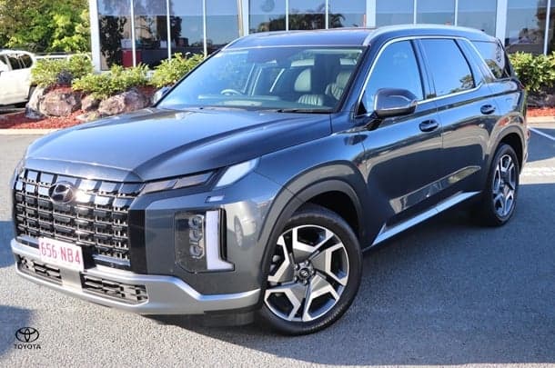2024 Hyundai Palisade Elite in Grey