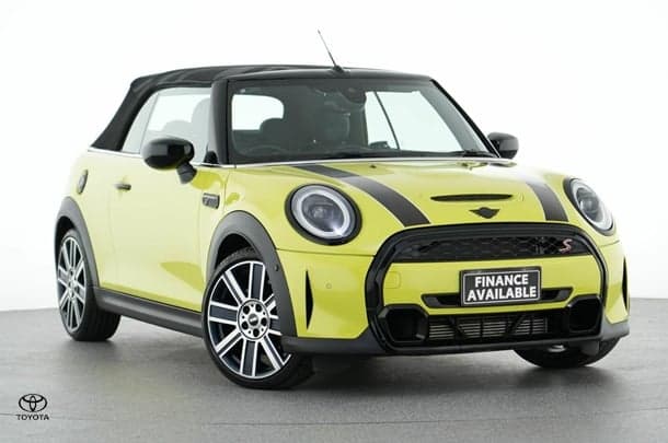 2022 MINI Convertible Cooper S Classic in Yellow