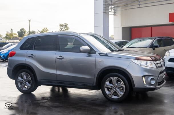 2018 Suzuki Vitara RT-S in Grey