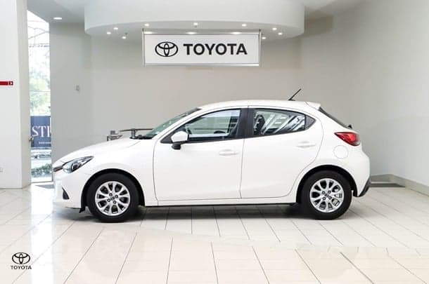 2019 Mazda 2 Maxx in White