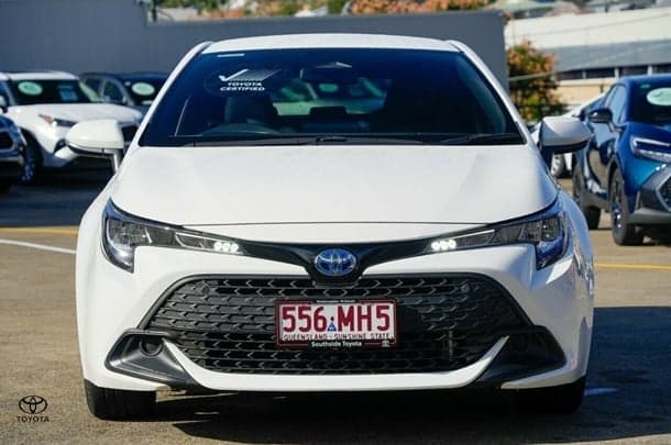 2024 Toyota Corolla Ascent Sport in White