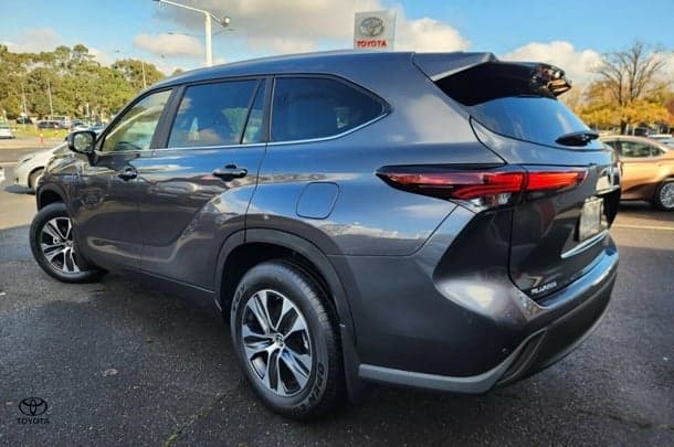 2025 Toyota Kluger GXL in Grey
