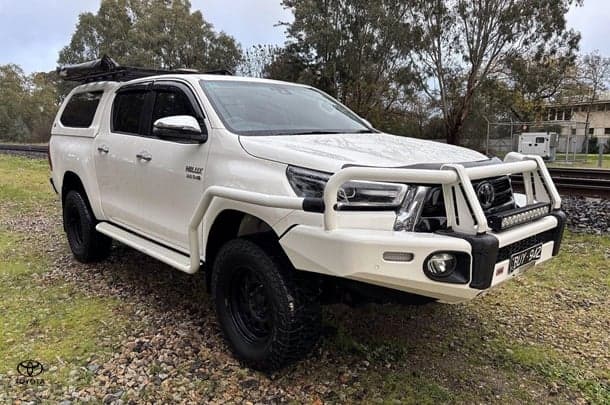 2022 Toyota Hilux SR5 in White