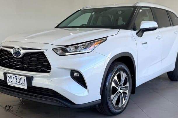 2024 Toyota Kluger GXL AWD in White