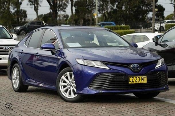 2020 Toyota Camry Ascent in White