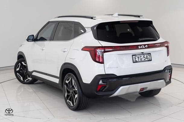 2022 Kia Seltos GT-Line in White