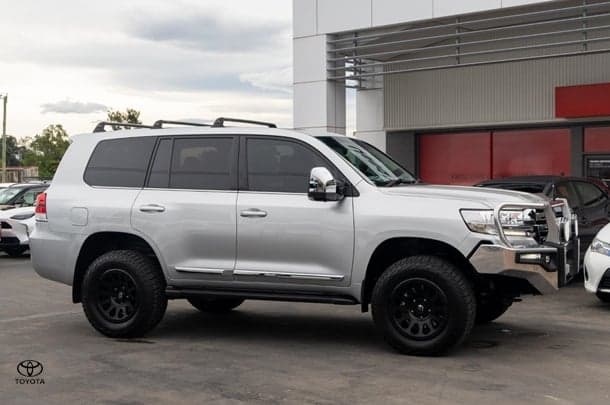 2019 Toyota Landcruiser Sahara in Silver