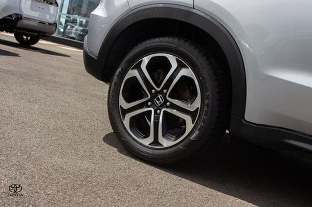 2017 Honda HR-V VTi-L in Silver