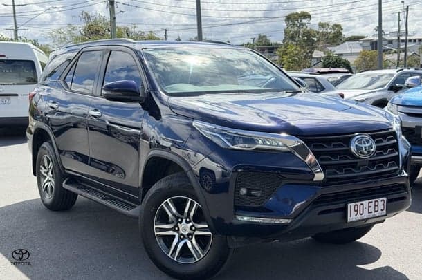 2022 Toyota Fortuner GXL in Blue