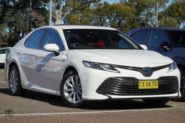 2020 Toyota Camry Ascent in White