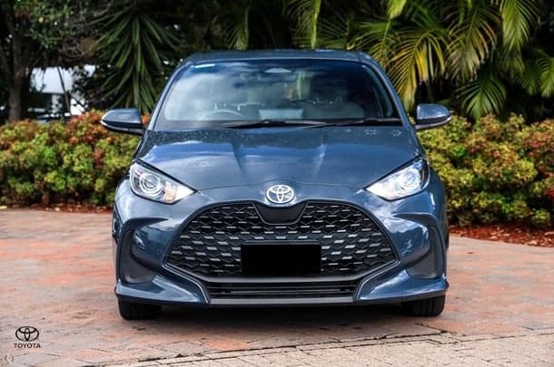 2025 Toyota Yaris Ascent Sport in Grey