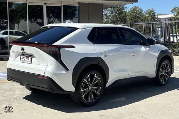 2024 Toyota bZ4X Standard 2WD in White