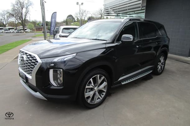 2021 Hyundai Palisade Elite in Black