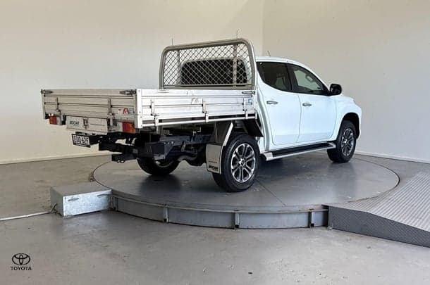 2022 Mitsubishi Triton GLS in White