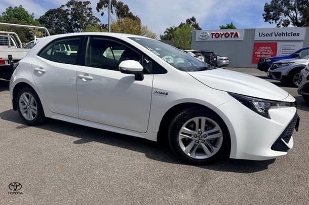 2022 Toyota Corolla Ascent Sport Hybrid in White