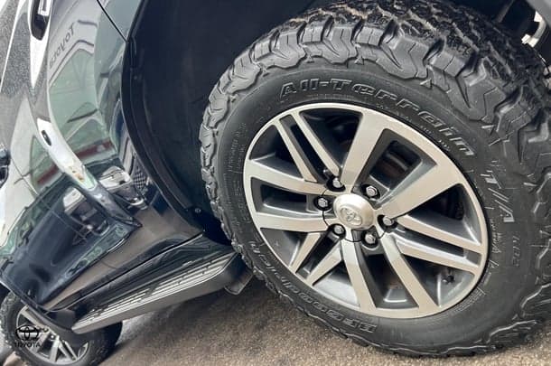 2020 Toyota Landcruiser Prado GXL in Black