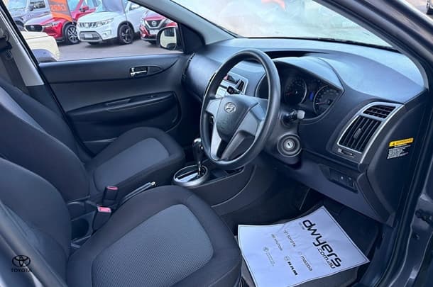 2015 Hyundai i20 Active in Grey