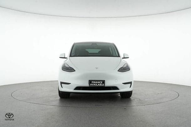 2022 Tesla Model Y Rear-Wheel Drive in White