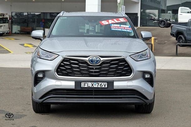 2024 Toyota Kluger AWD GRANDE in Silver