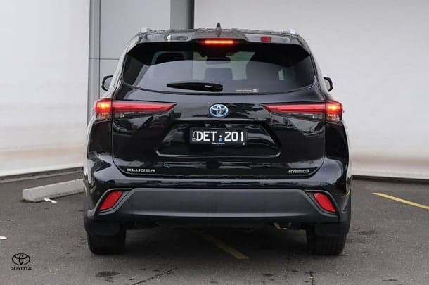 2023 Toyota Kluger GXL in Black