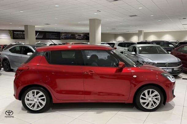 2022 Suzuki Swift Sport in Red
