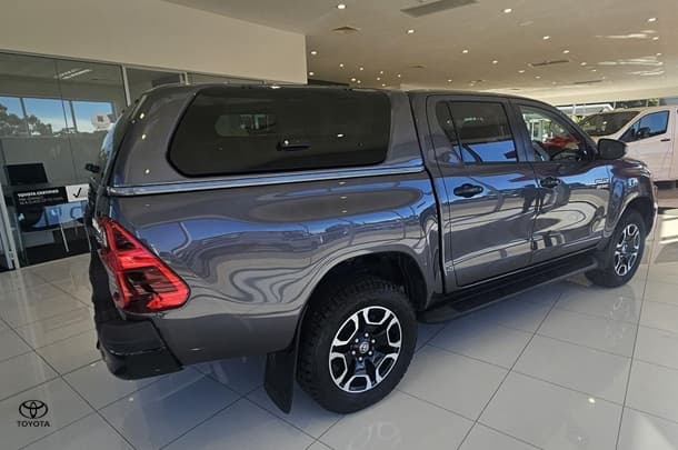 2024 Toyota Hilux SR5 48V in Grey