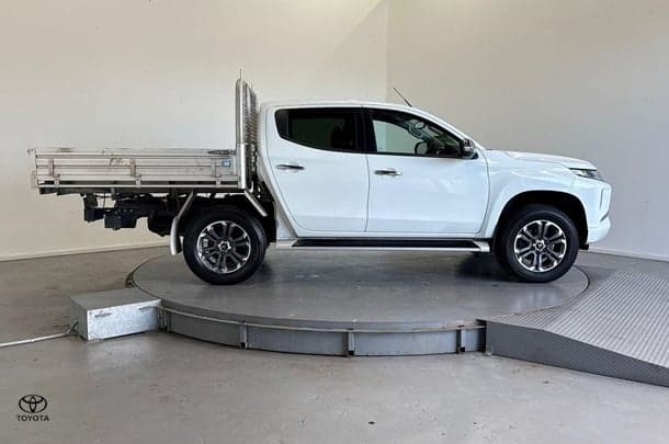 2022 Mitsubishi Triton GLS in White