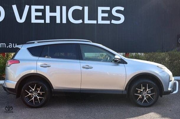 2018 Toyota RAV4 GXL in Silver