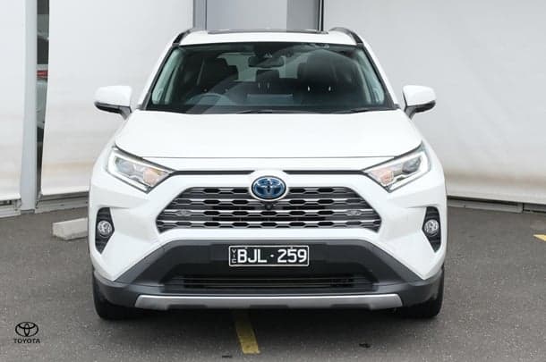 2020 Toyota RAV4 Cruiser in White