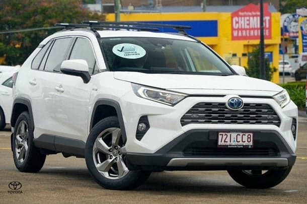 2021 Toyota RAV4 GXL-2WD in White