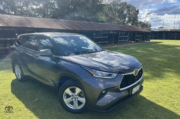 2021 Toyota Kluger GX in Grey