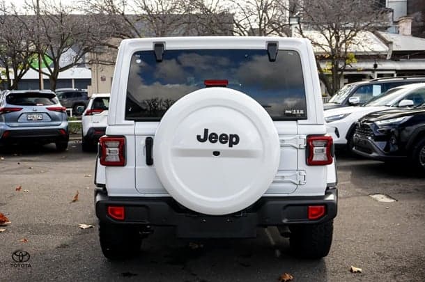 2023 Jeep Wrangler Unlimited Overland in White