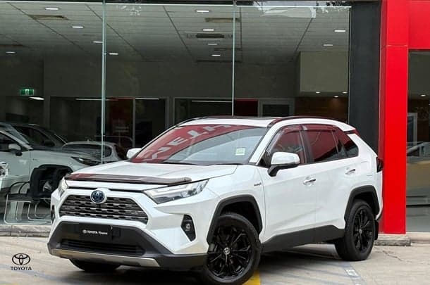 2024 Toyota RAV4 Cruiser in White
