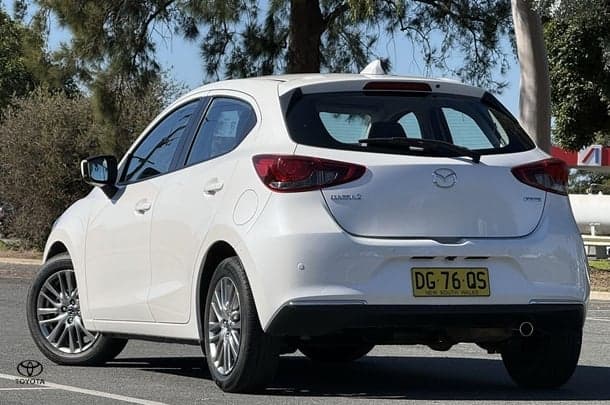 2022 Mazda 2 G15 Evolve in White
