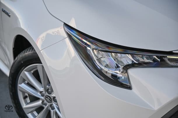 2023 Toyota Corolla Ascent Sport Hybrid in White