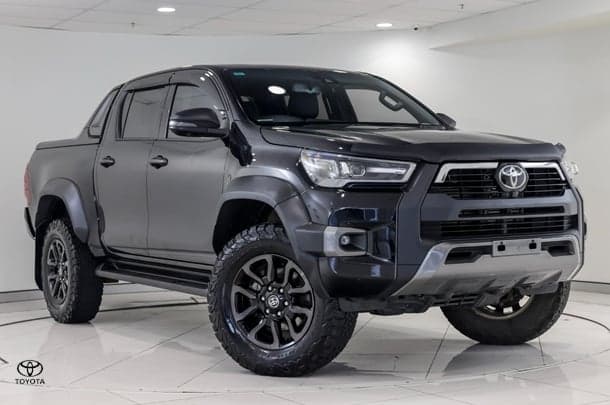 2023 Toyota Hilux Rogue in Black