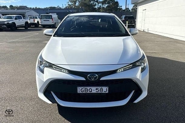2020 Toyota Corolla Ascent Sport Hybrid in White