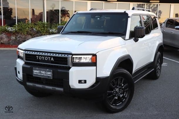 2024 Toyota Landcruiser Prado GXL in White