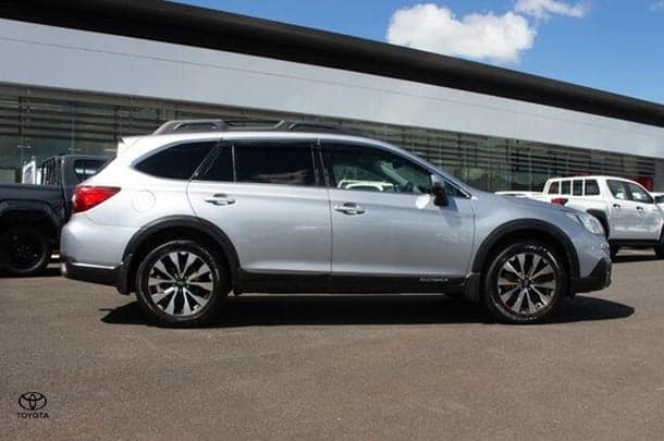 2015 Subaru Outback 2.5i Premium in Silver